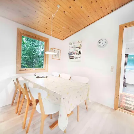 Cozy Cottage, Close To The Sandy Beach,
